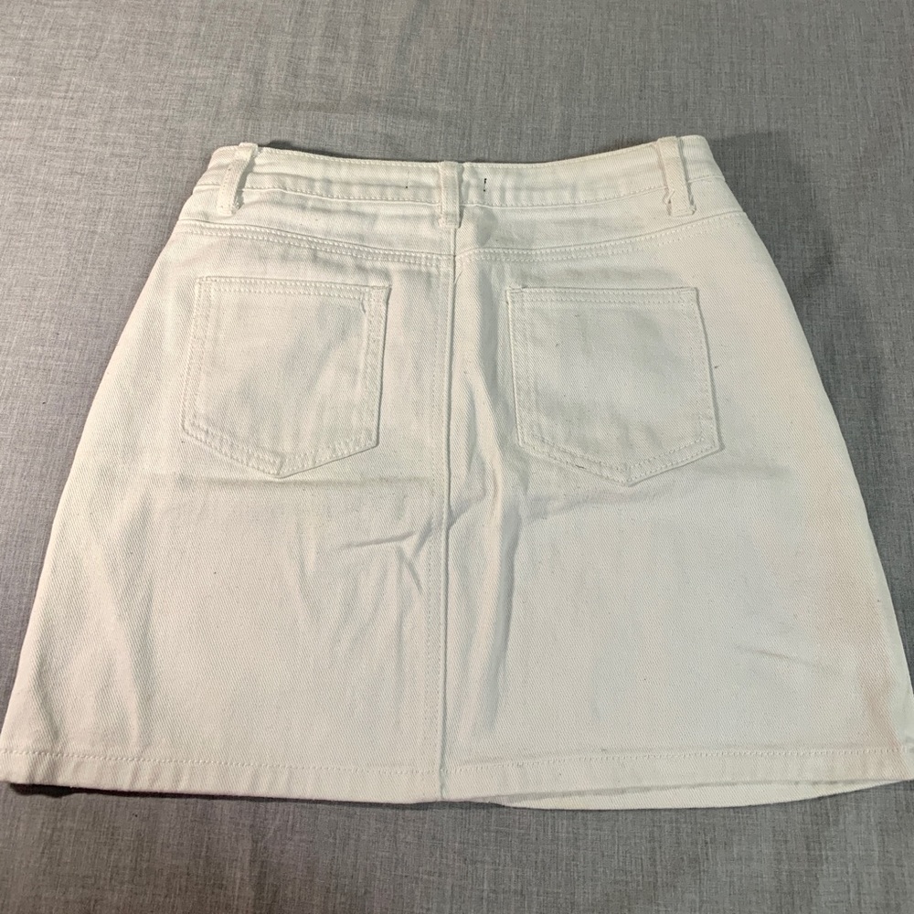 White high waist skirt - Picture 2 of 2